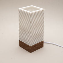 Luminária Torre Longa