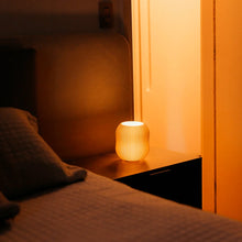 Luminária Boluda para mesa de cabeceira