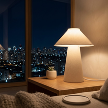 Luminária Ombrelone, luminária impressa em 3D da Éttore Decor, acesa num ambiente à noite | slide: 5
